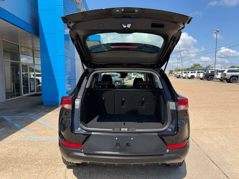 Used 2023 Chevrolet TrailBlazer LS FWD image 11