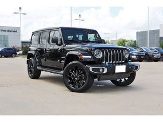 Used 2023 Jeep Wrangler Unlimited Sahara w/ Cold Weather Group AWD/4WD video 1