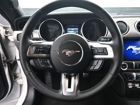 Used 2020 Ford Mustang Premium image 2