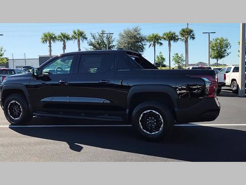 New 2026 Chevrolet Silverado EV Trail Boss w/ Premium Package image 16