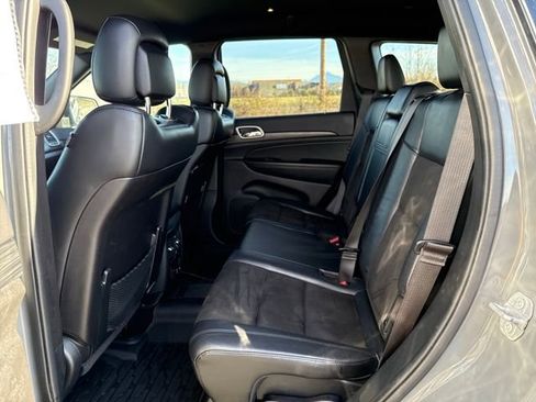 Used 2020 Jeep Grand Cherokee Altitude image 26
