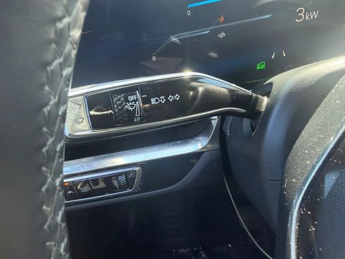 Used 2024 Cadillac Lyriq Tech AWD/4WD image 13