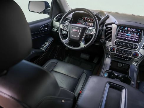 Used 2018 GMC Yukon SLT w/ HD Trailering Package RWD image 31