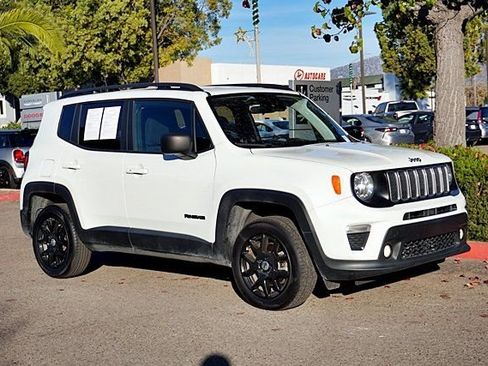 Certified 2022 Jeep Renegade Latitude image 6