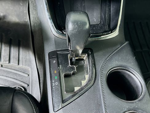 Used 2016 Toyota Avalon Touring image 25