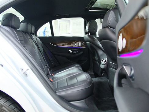 Certified 2020 Mercedes-Benz E 350 4MATIC Sedan image 24