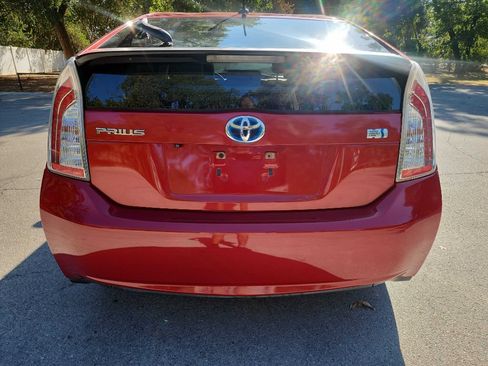 Used 2014 Toyota Prius Three FWD image 7