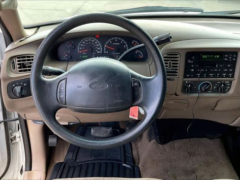 Used 2000 Ford F150 XLT image 5
