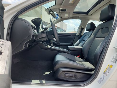 Used 2023 Honda Civic EX-L image 8