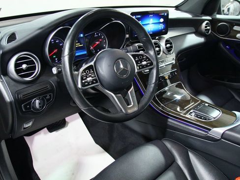 Certified 2021 Mercedes-Benz GLC 300 4MATIC image 5
