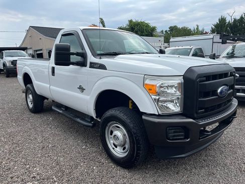 Used 2014 Ford F250 XL w/ Snow Plow Prep Package AWD/4WD image 4