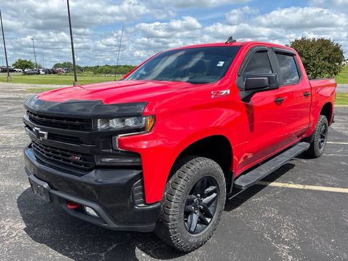 Used 2021 Chevrolet Silverado 1500 LT Trail Boss AWD/4WD image 1