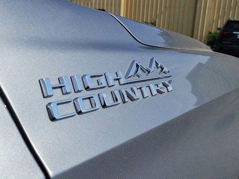 Used 2024 Chevrolet Tahoe High Country w/ Premium Package image 6