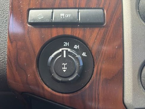 Used 2013 Ford F250 Lariat w/ Lariat Ultimate Pkg AWD/4WD image 35