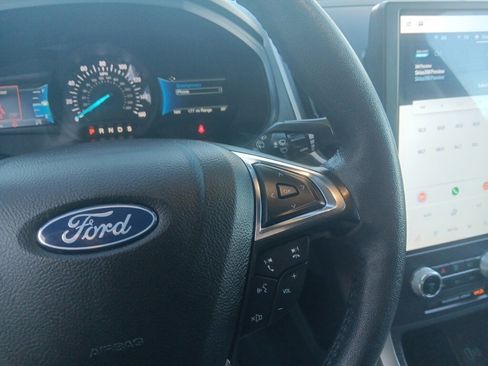 Used 2022 Ford Edge SEL image 27