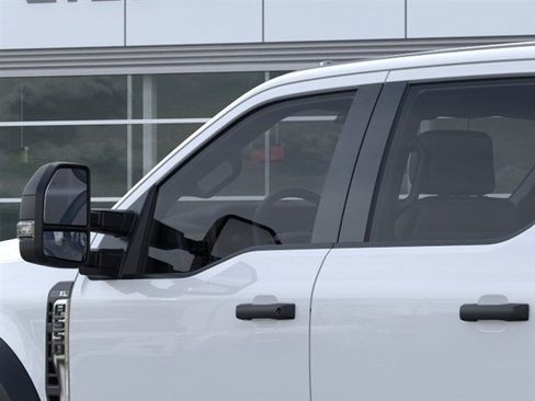 New 2026 Ford F550 4x4 Crew Cab image 20