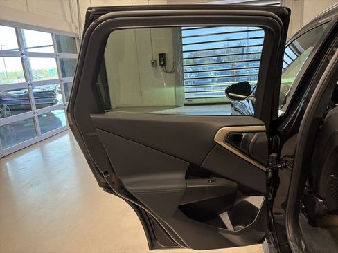 Used 2025 BMW X3 xDrive30i w/ Convenience Package AWD/4WD image 26