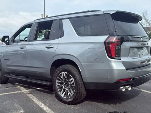 Used 2025 Chevrolet Tahoe Z71 AWD/4WD image 5