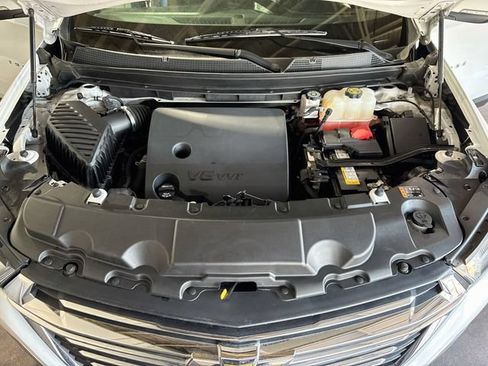 Used 2023 Chevrolet Traverse LT AWD/4WD image 31