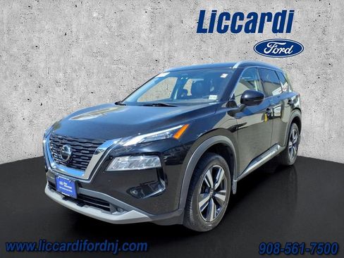 Used 2021 Nissan Rogue SL AWD/4WD image 2