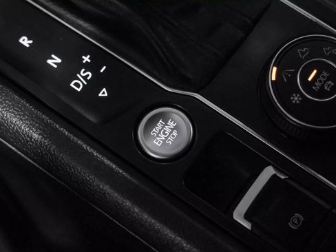 Used 2020 Volkswagen Atlas SE w/ Towing Package AWD/4WD image 16