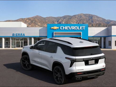 New 2026 Chevrolet Traverse RS w/ LPO, Floor Liner Package FWD image 2