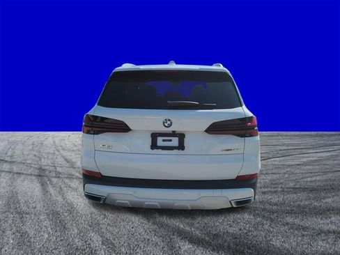 Used 2024 BMW X5 sDrive40i w/ Parking Assistance Package image 5