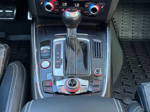 Used 2017 Audi SQ5 Premium Plus w/ Technology Package image 17