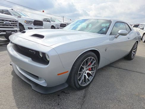 Used 2021 Dodge Challenger SRT Hellcat image 2