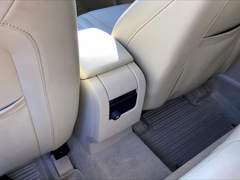 Used 2016 Volvo XC60 T5 Premier image 38