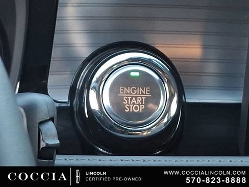 Certified 2022 Lincoln Corsair AWD w/ Equipment Group 101A image 23