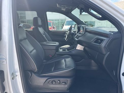 Used 2024 Chevrolet Tahoe Premier RWD image 14