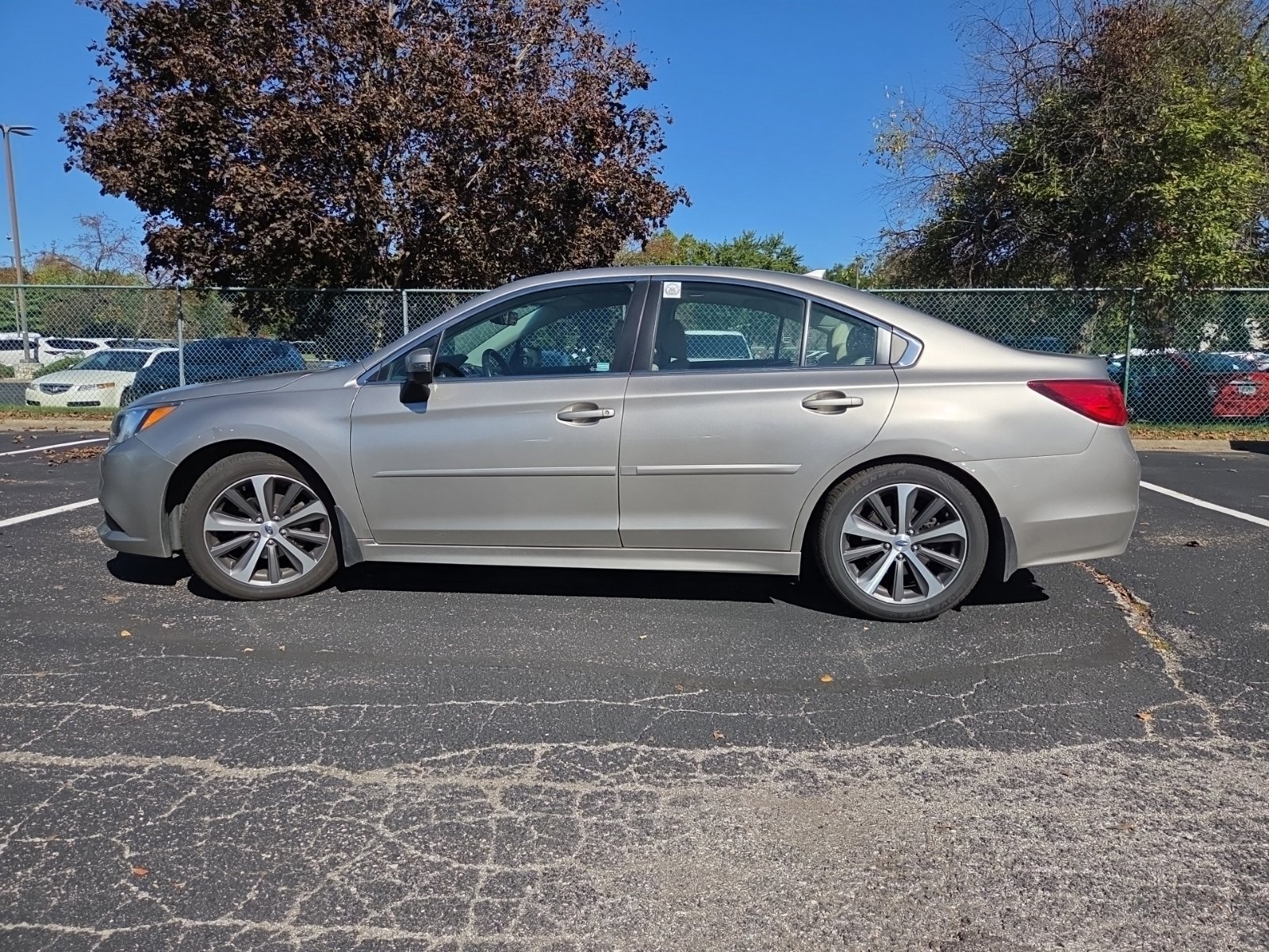 Used 2017 Subaru Legacy 2.5i Limited AWD/4WD image 9