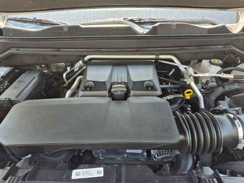 Certified 2025 Chevrolet Colorado Trail Boss AWD/4WD image 17