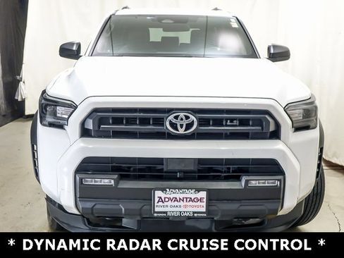 Certified 2025 Toyota 4Runner SR5 image 3