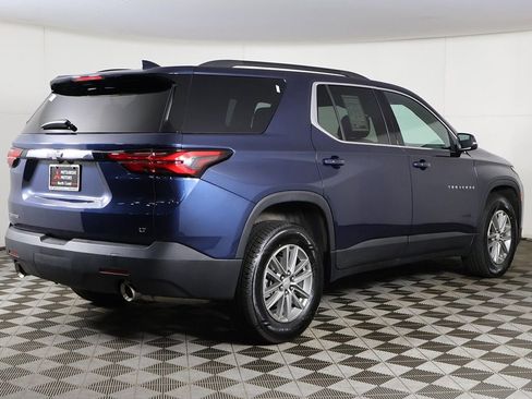 Used 2023 Chevrolet Traverse LT FWD image 10