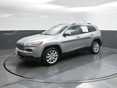 Used 2016 Jeep Cherokee Limited w/ Luxury Group