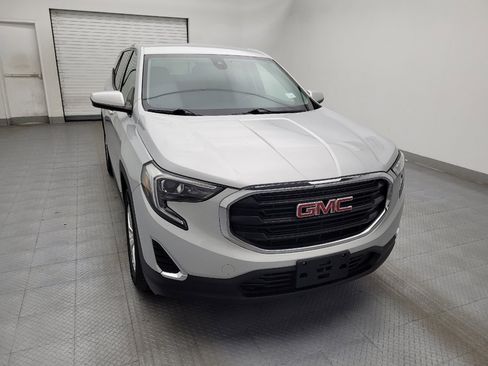 Used 2020 GMC Terrain SLE image 14