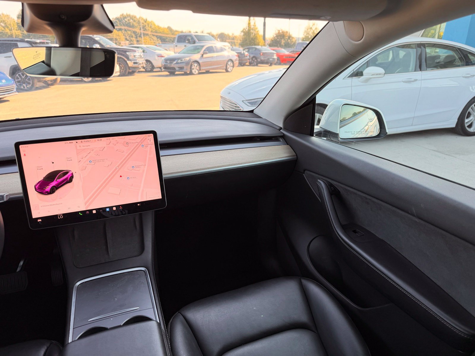 Used 2022 Tesla Model Y Long Range AWD/4WD image 25