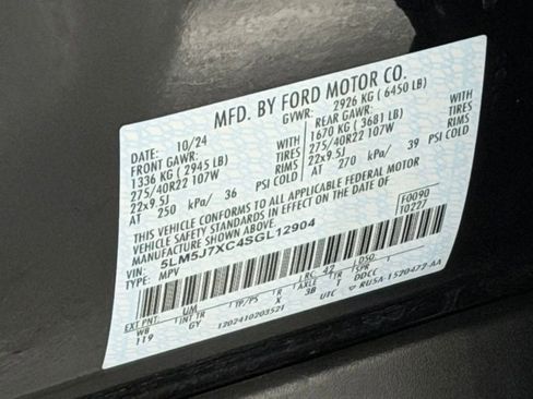 Used 2025 Lincoln Aviator Reserve w/ Equipment Group 201A image 30