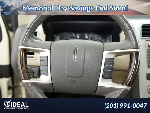 Used 2008 Lincoln MKX AWD image 19
