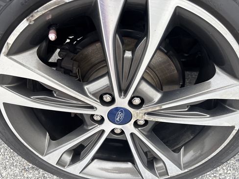 Used 2019 Ford Fusion Titanium image 14