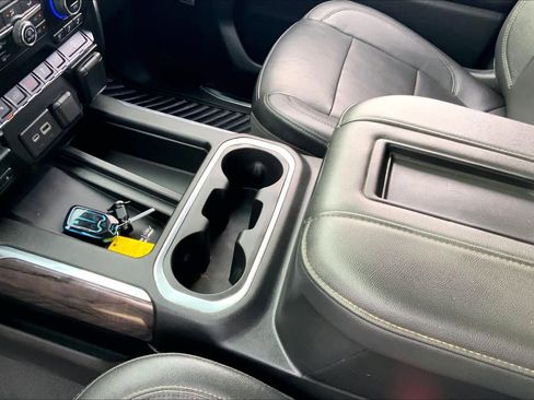 Used 2021 Chevrolet Silverado 2500 LTZ w/ LTZ Plus Package image 16