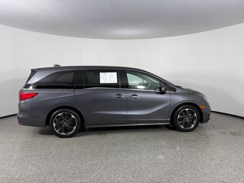 Used 2023 Honda Odyssey Elite image 7