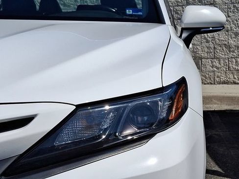 Used 2024 Toyota Camry SE FWD image 8