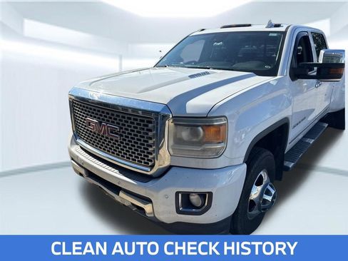 Used 2015 GMC Sierra 3500 Denali w/ Duramax Plus Package AWD/4WD image 2