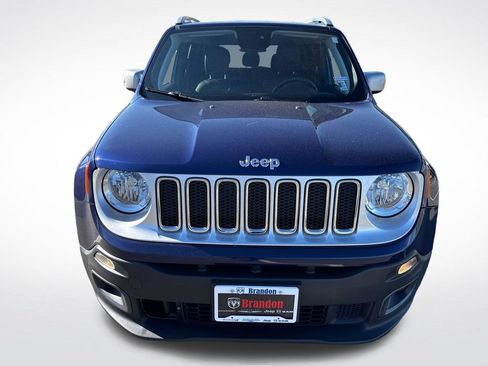 Used 2018 Jeep Renegade Limited AWD/4WD image 9