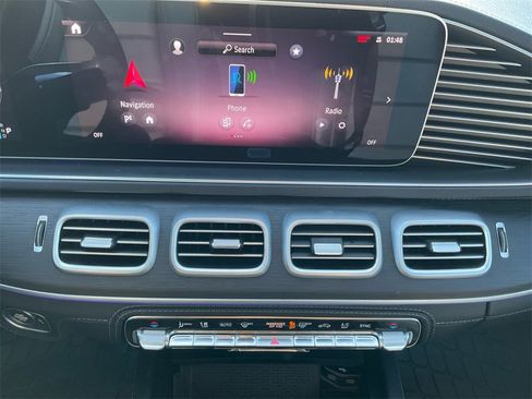 Used 2024 Mercedes-Benz GLE 450 4MATIC image 12