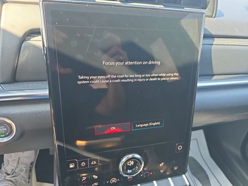 Used 2026 GMC Terrain Elevation FWD image 23