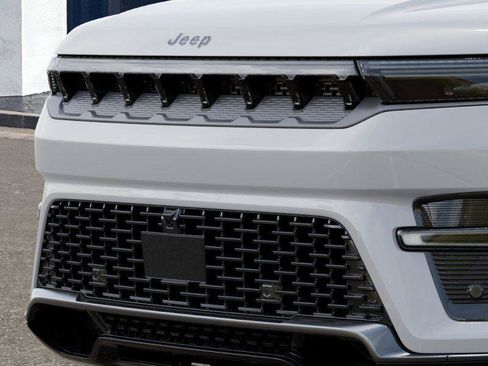 New 2026 Jeep Grand Wagoneer 4WD image 11